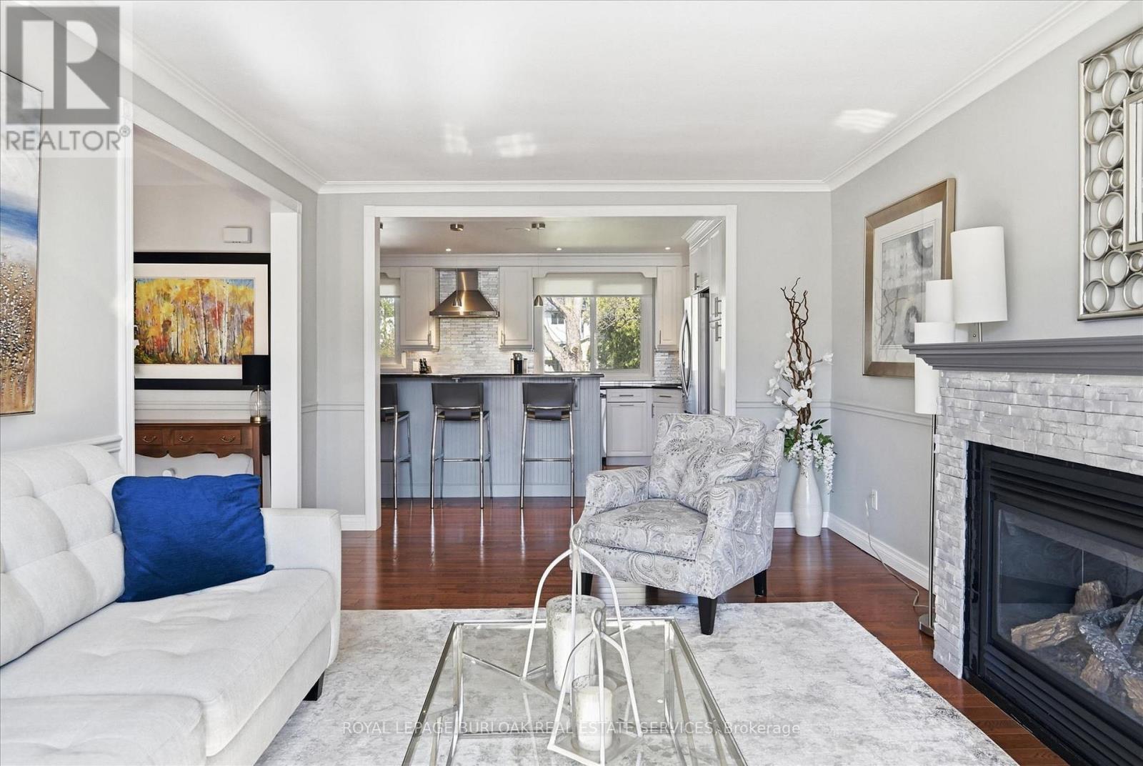 3299 SPRUCE AVENUE - 10