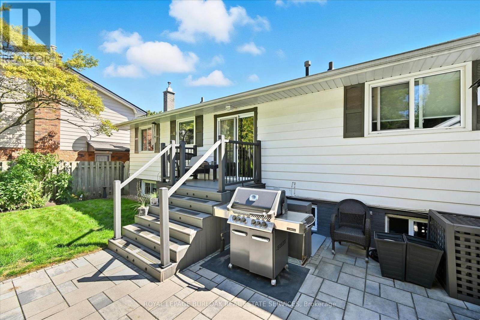 3299 SPRUCE AVENUE - 37