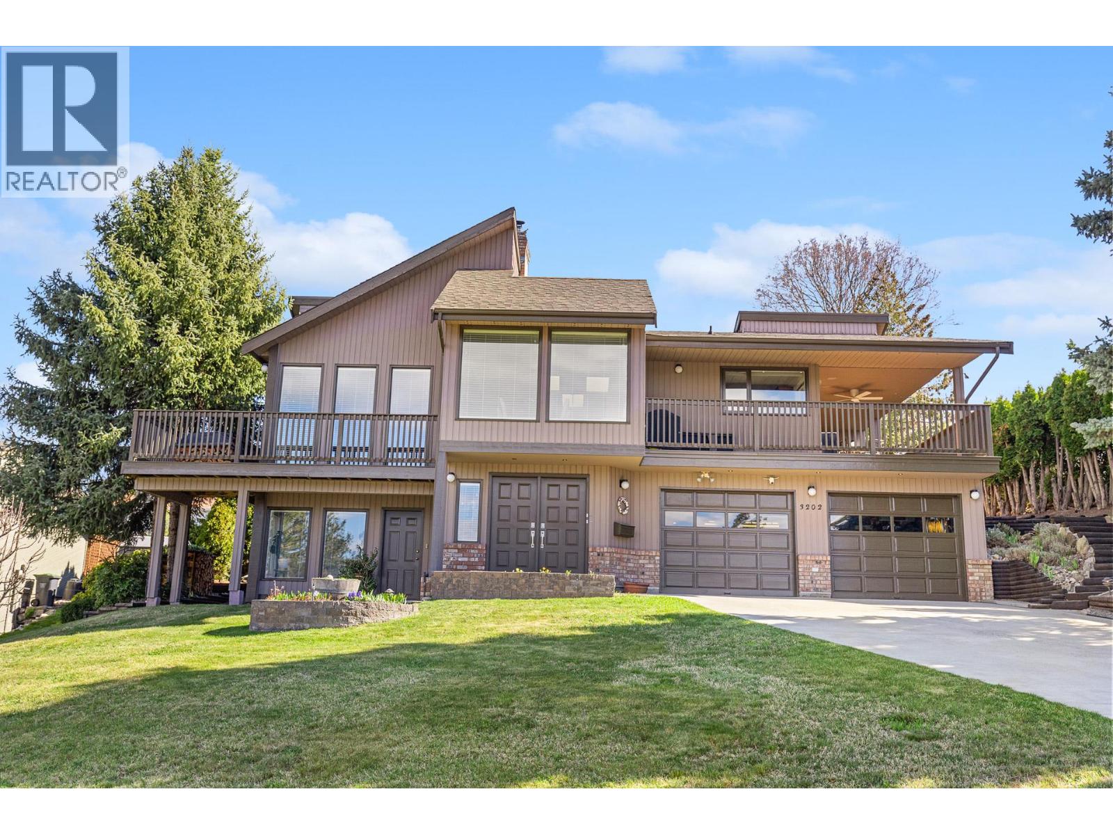  3202 Sundance Drive, West Kelowna
