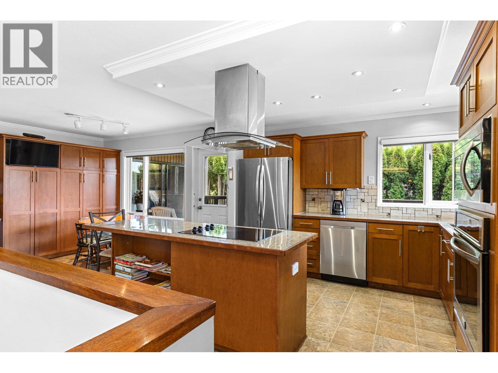  3202 Sundance Drive, West Kelowna