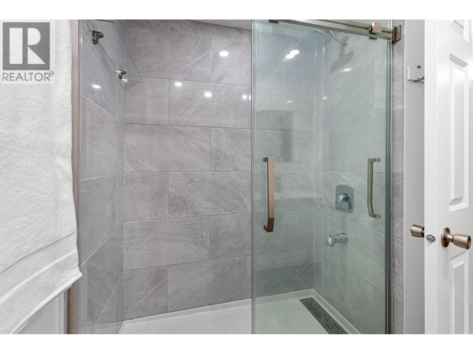  3202 Sundance Drive, West Kelowna