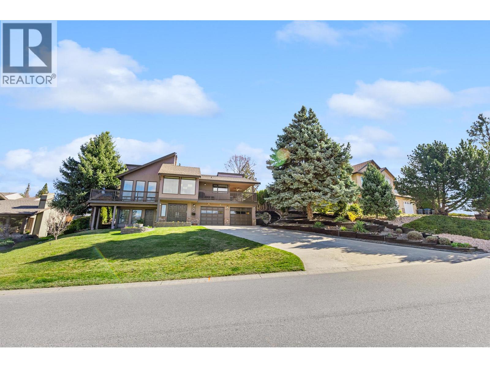  3202 Sundance Drive, West Kelowna