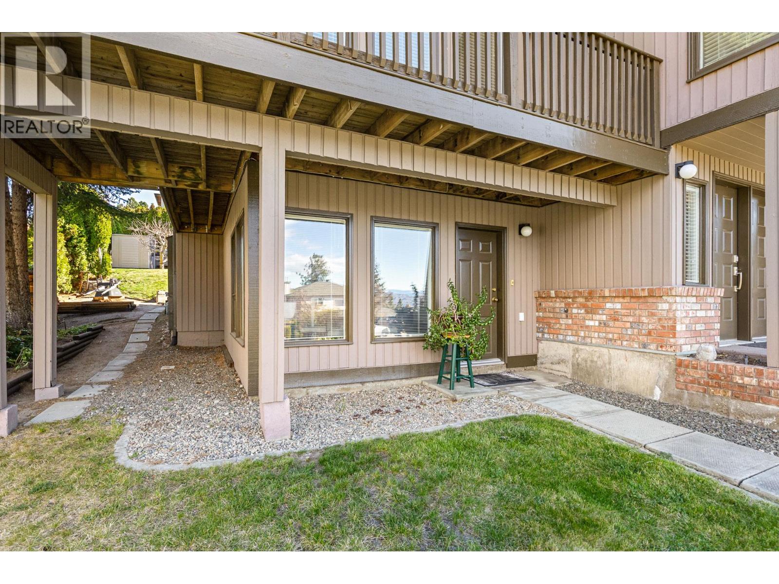  3202 Sundance Drive, West Kelowna