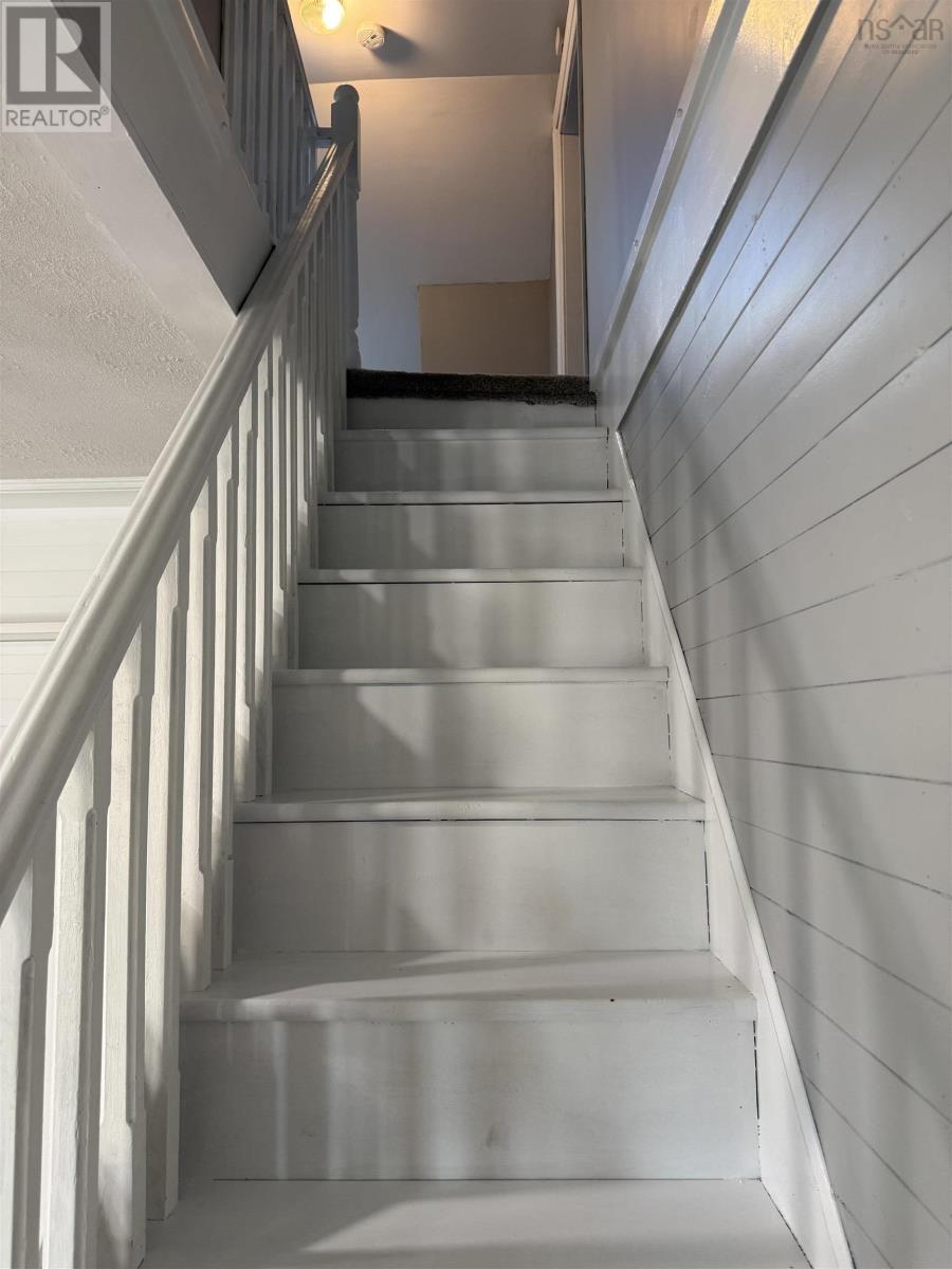 Property 34 of 48 of 239 High Street