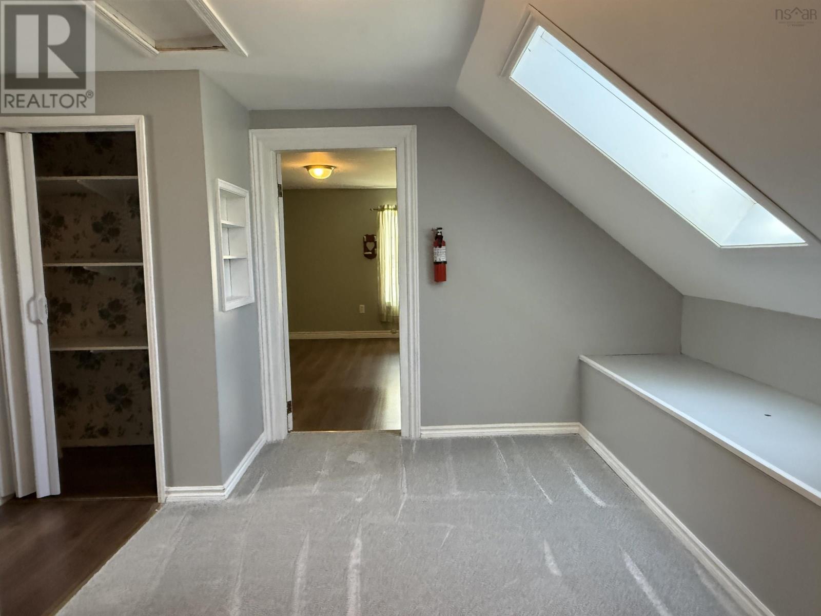 Property 48 of 48 of 239 High Street