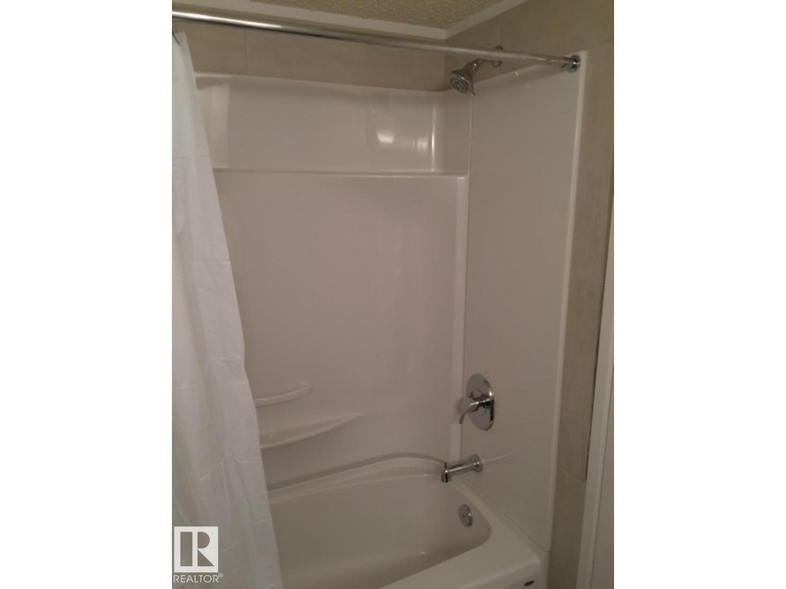 #201 57 BROWN ST, Stony Plain