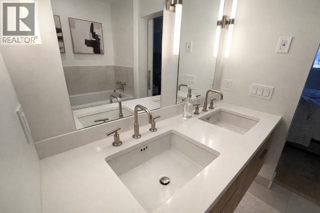 3306 3000 Ariva Drive, Kelowna