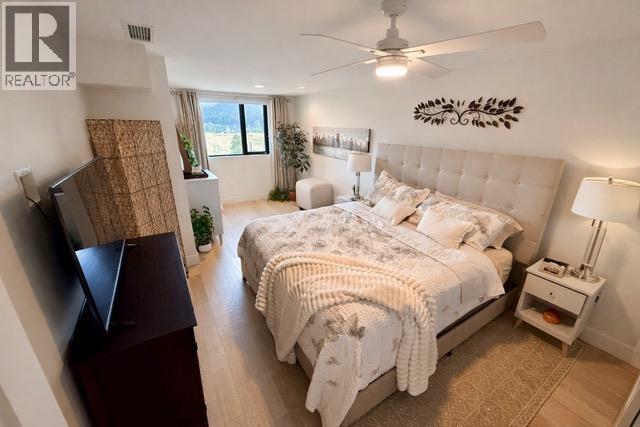 #3306 3000 Ariva Drive - 33