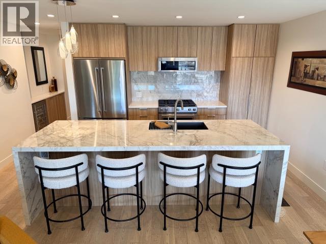 3306 3000 Ariva Drive, Kelowna