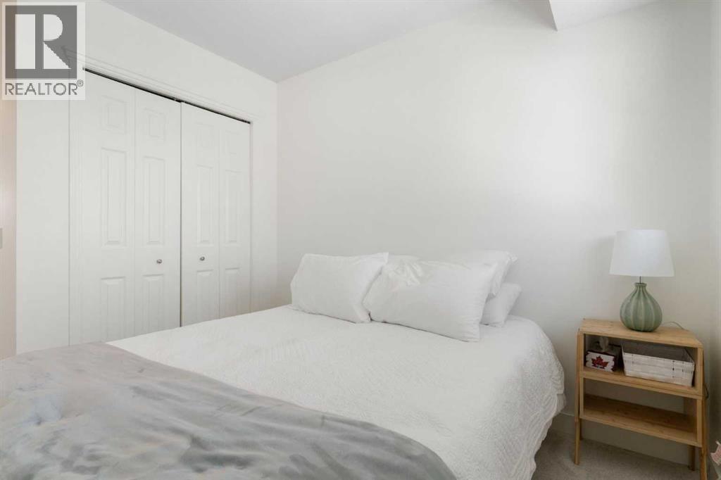 73 Glenbrook Crescent, Cochrane