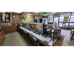 6465 Airport Road, Mississauga, ON L4V1E4 Photo 13