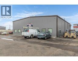 81 Brier Estates Way Nw, Medicine Hat, AB T1C0B2 Photo 29