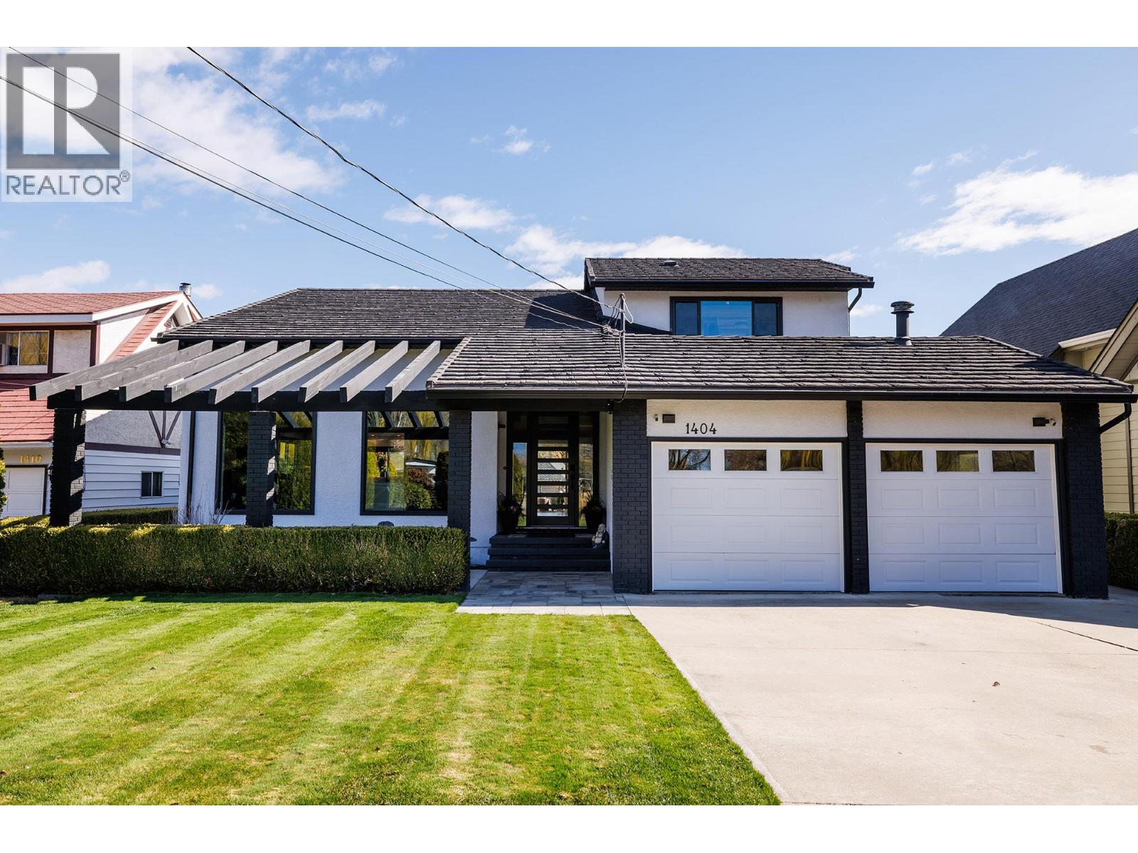  1404 Green Bay Road, West Kelowna