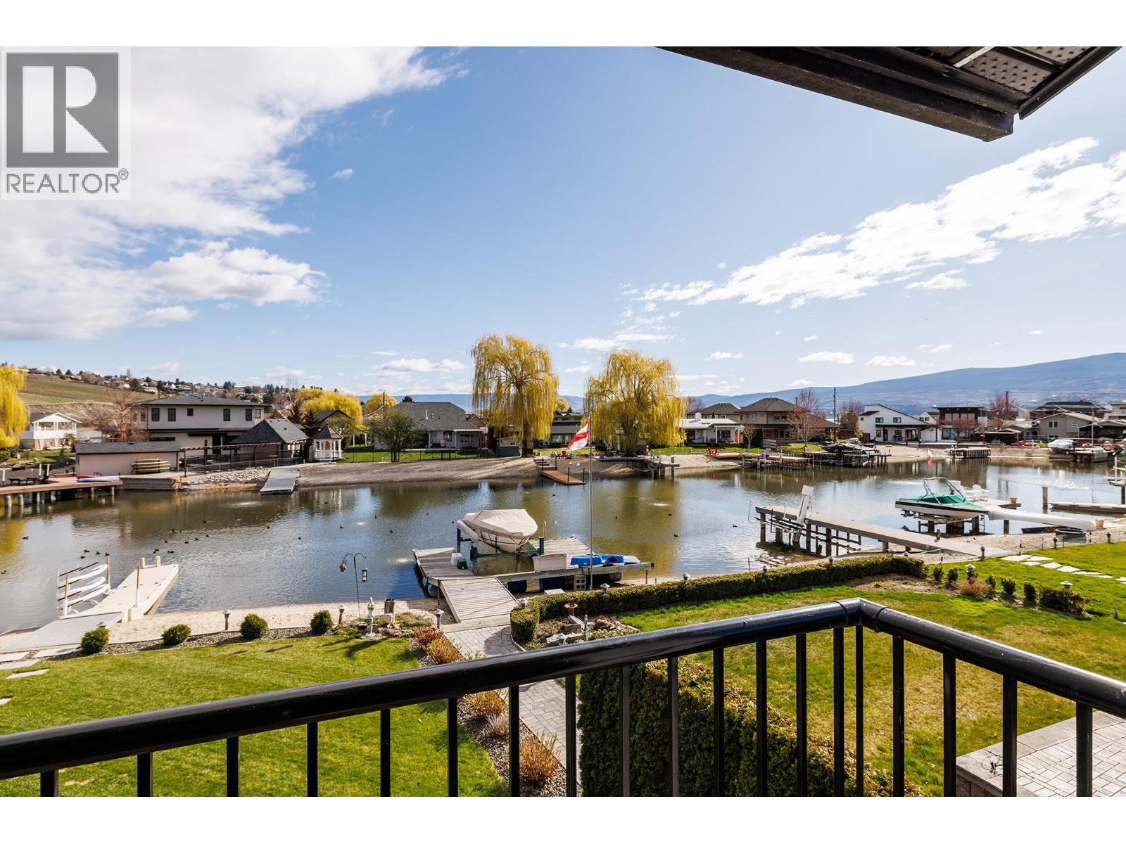  1404 Green Bay Road, West Kelowna