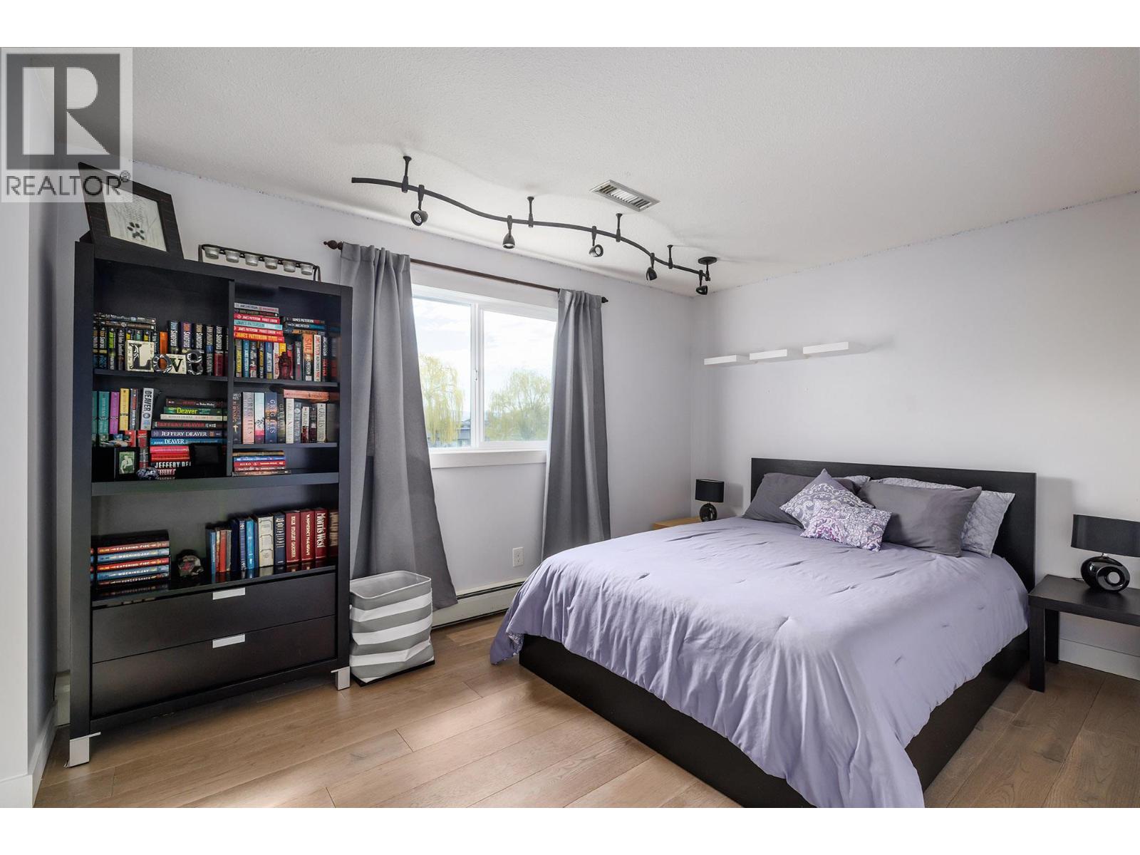  1404 Green Bay Road, West Kelowna