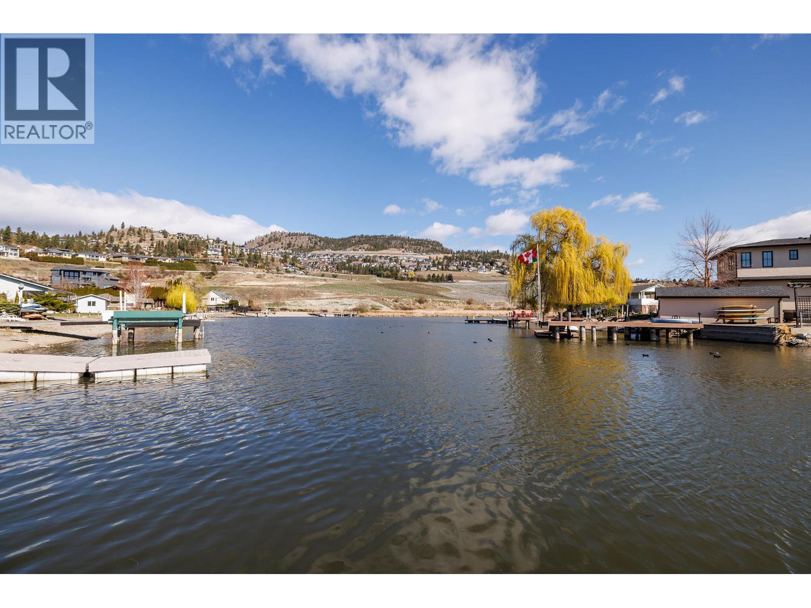  1404 Green Bay Road, West Kelowna