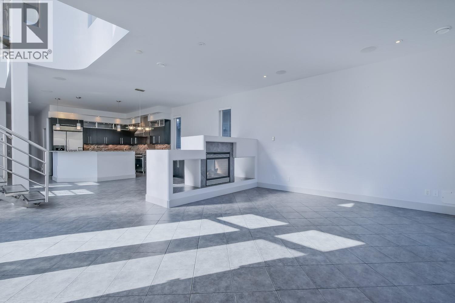 839 Manhattan Drive, Kelowna