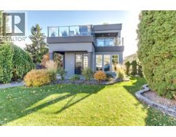  839 Manhattan Drive, Kelowna