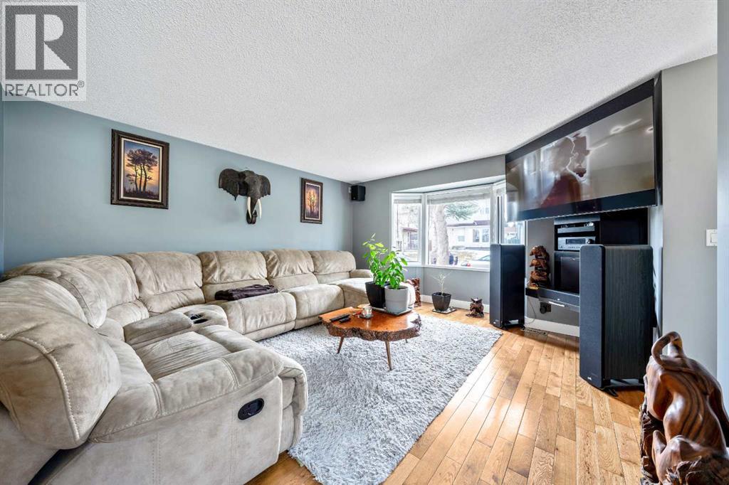 Single Family House Bungalow for Sale in  Riverbirch Place SE Riverbend Calgary 