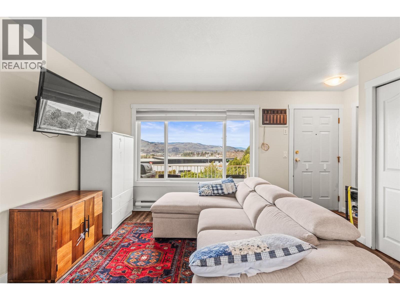 204 1041 Middleton Way, Vernon