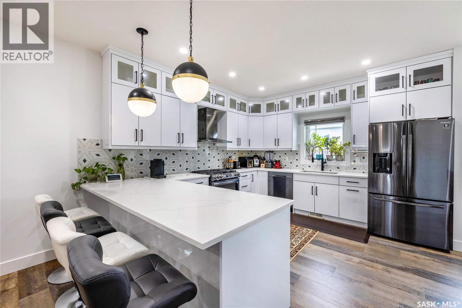 106 KENASCHUK CRESCENT - 9