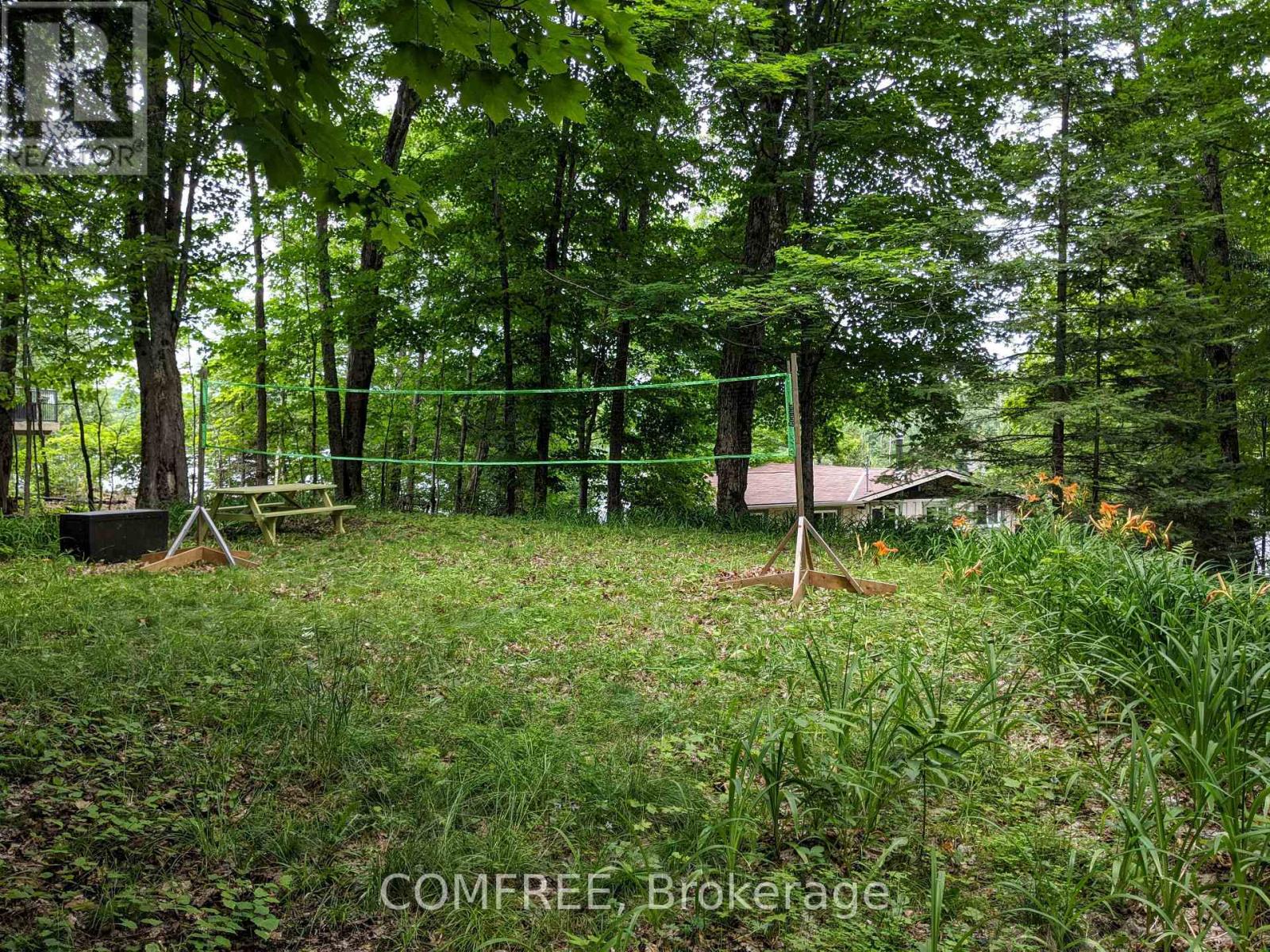 299 SHERWOOD DRIVE - 34