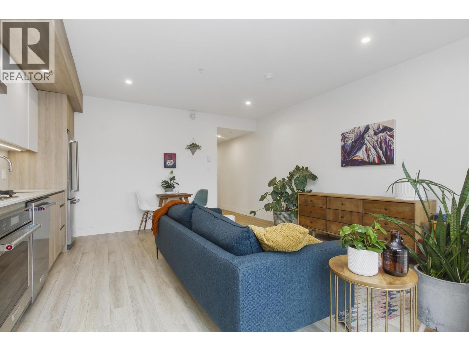 420 38362 BUCKLEY AVENUE, Squamish