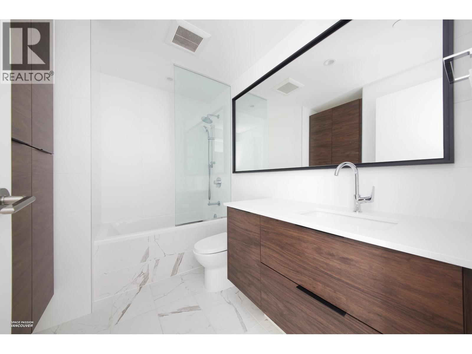 3202 4711 HAZEL STREET, Burnaby