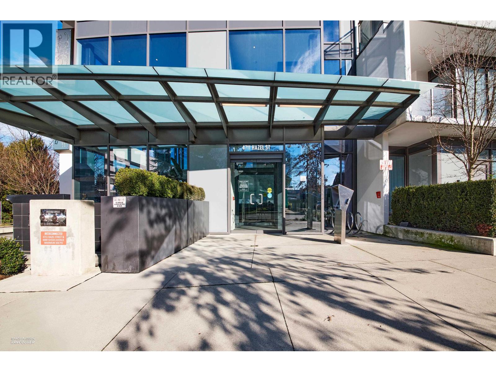 3202 4711 HAZEL STREET, Burnaby