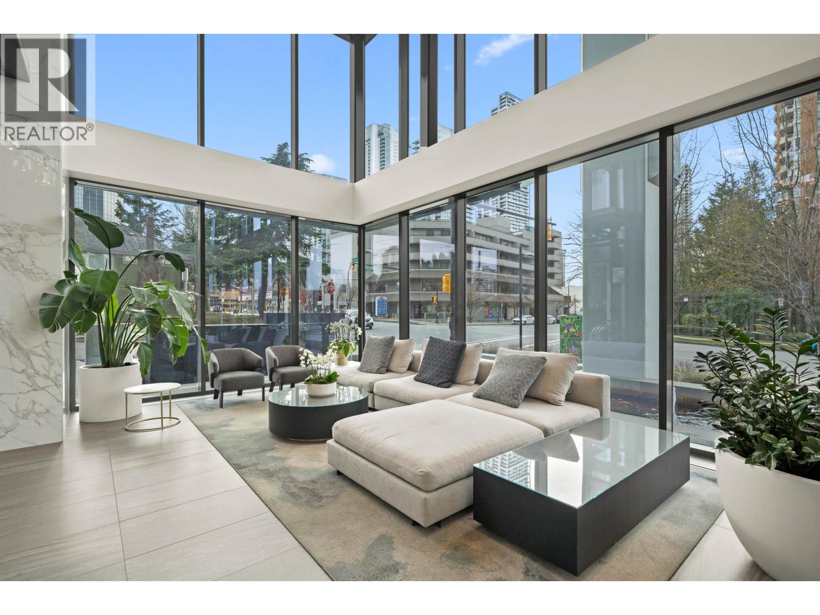 3202 4711 HAZEL STREET, Burnaby