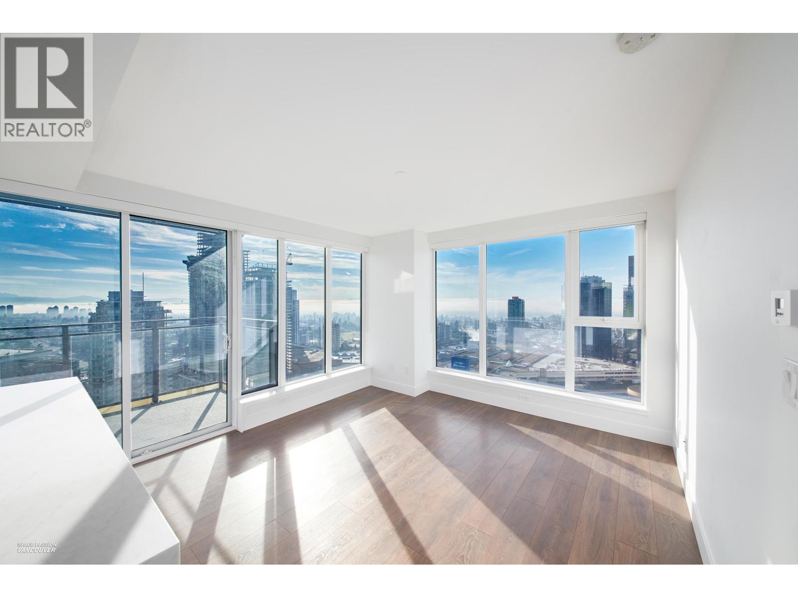 3202 4711 HAZEL STREET, Burnaby