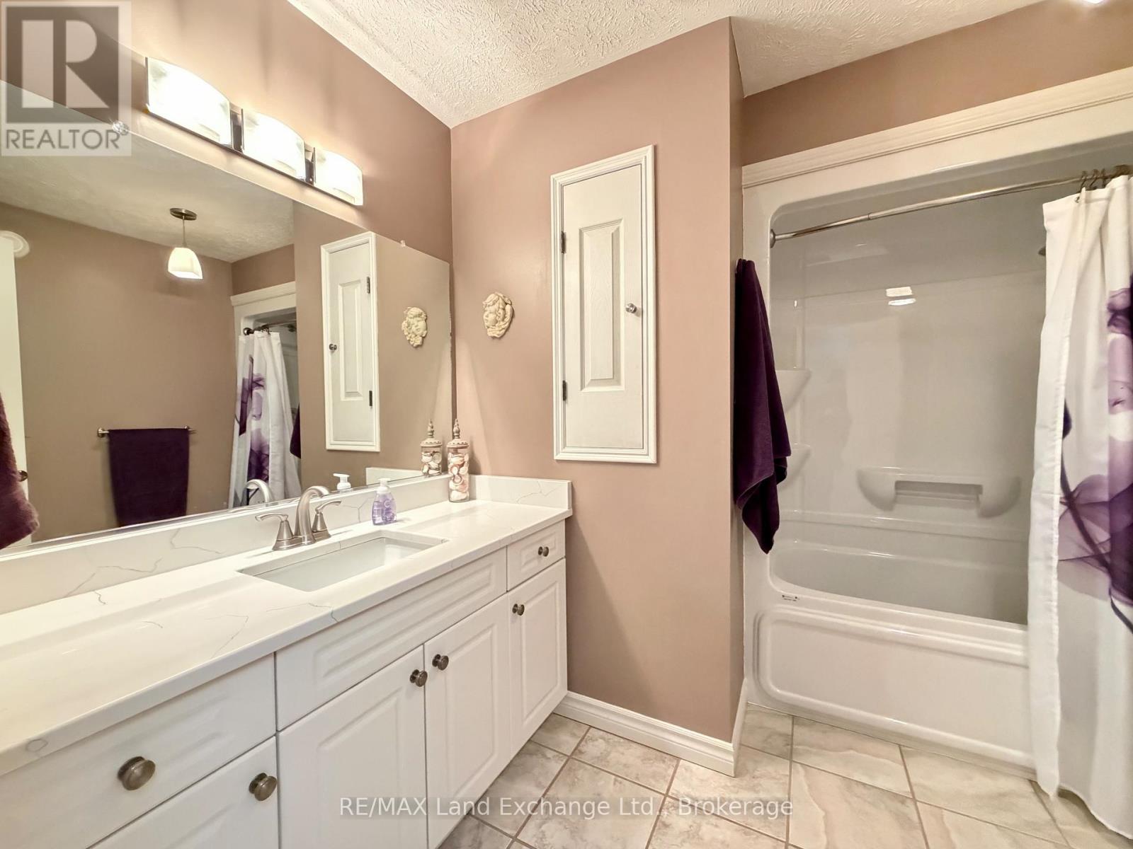 161 STICKEL STREET - 7
