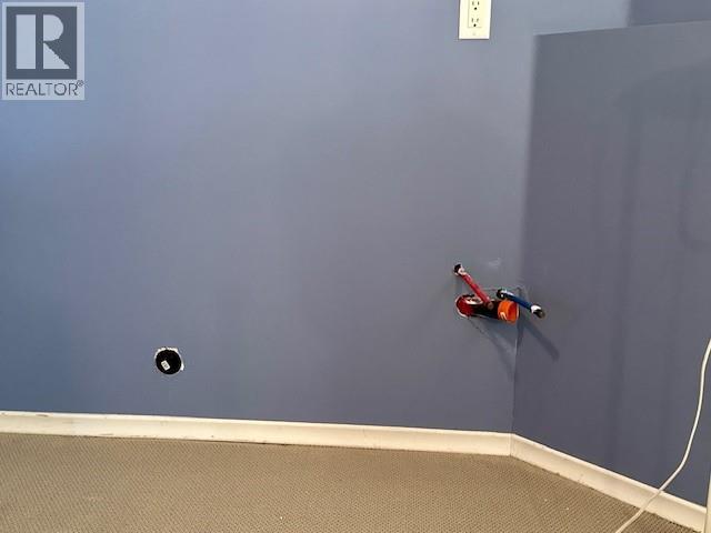 1366 JAYSON ROAD - 36