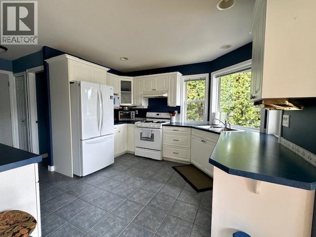 1366 JAYSON ROAD - 18