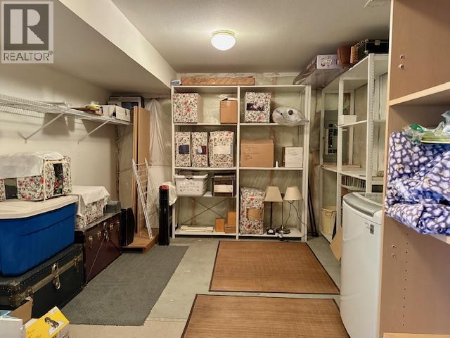 1366 JAYSON ROAD - 43