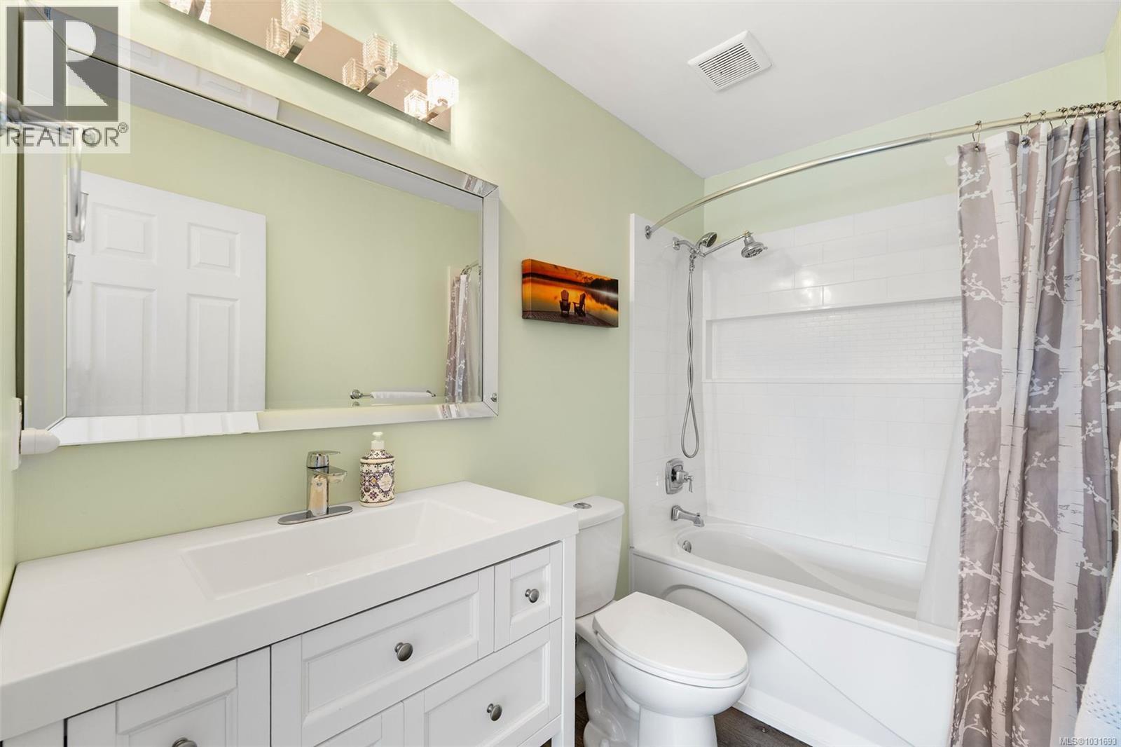 #323 3215 COWICHAN LAKE RD - 17