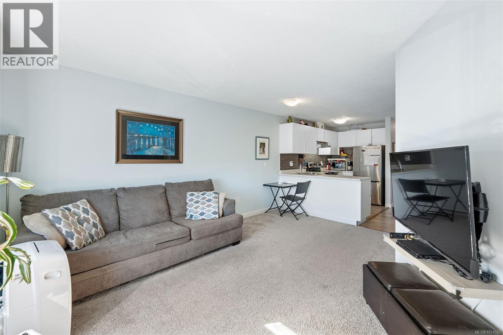 #323 3215 COWICHAN LAKE RD - 10