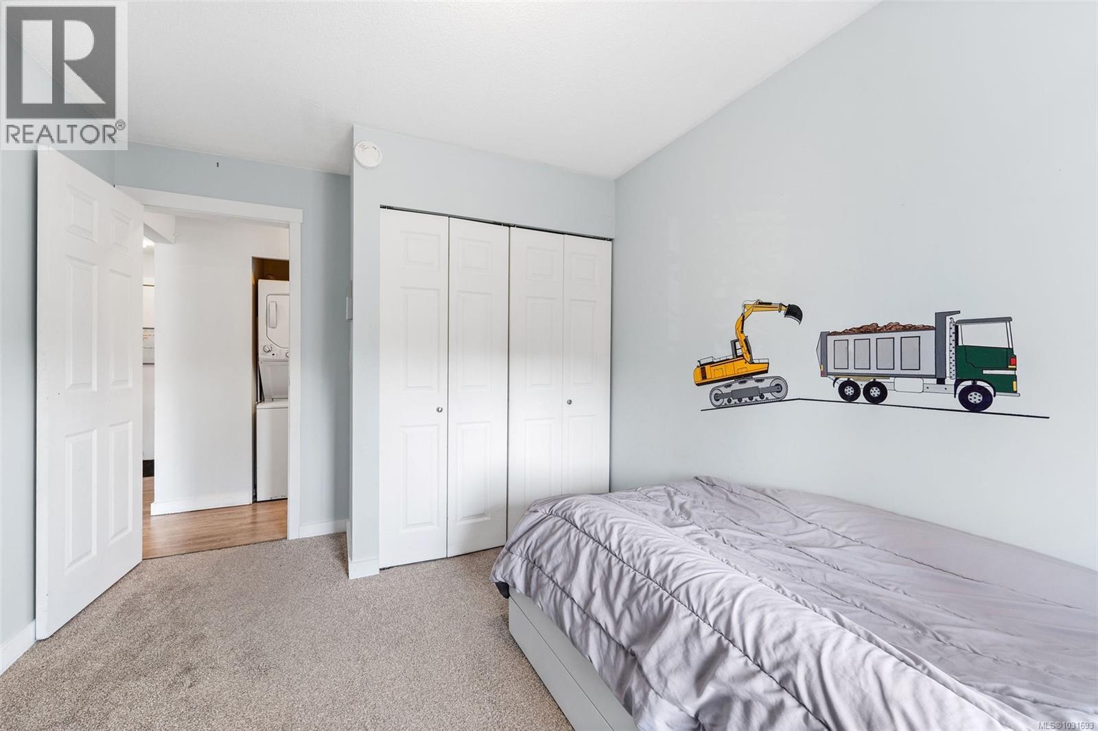 #323 3215 COWICHAN LAKE RD - 22