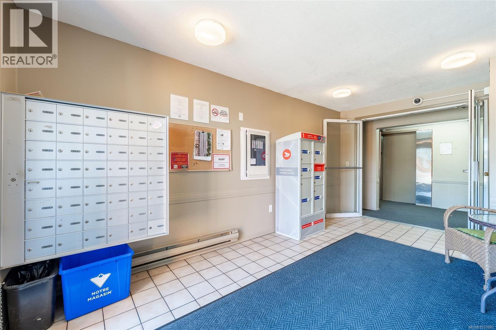 #323 3215 COWICHAN LAKE RD - 34