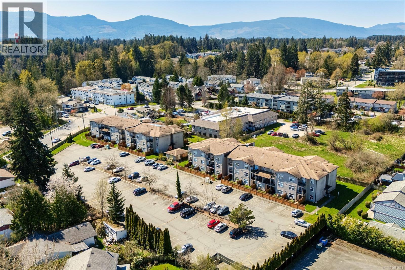 #323 3215 Cowichan Lake Rd - 44