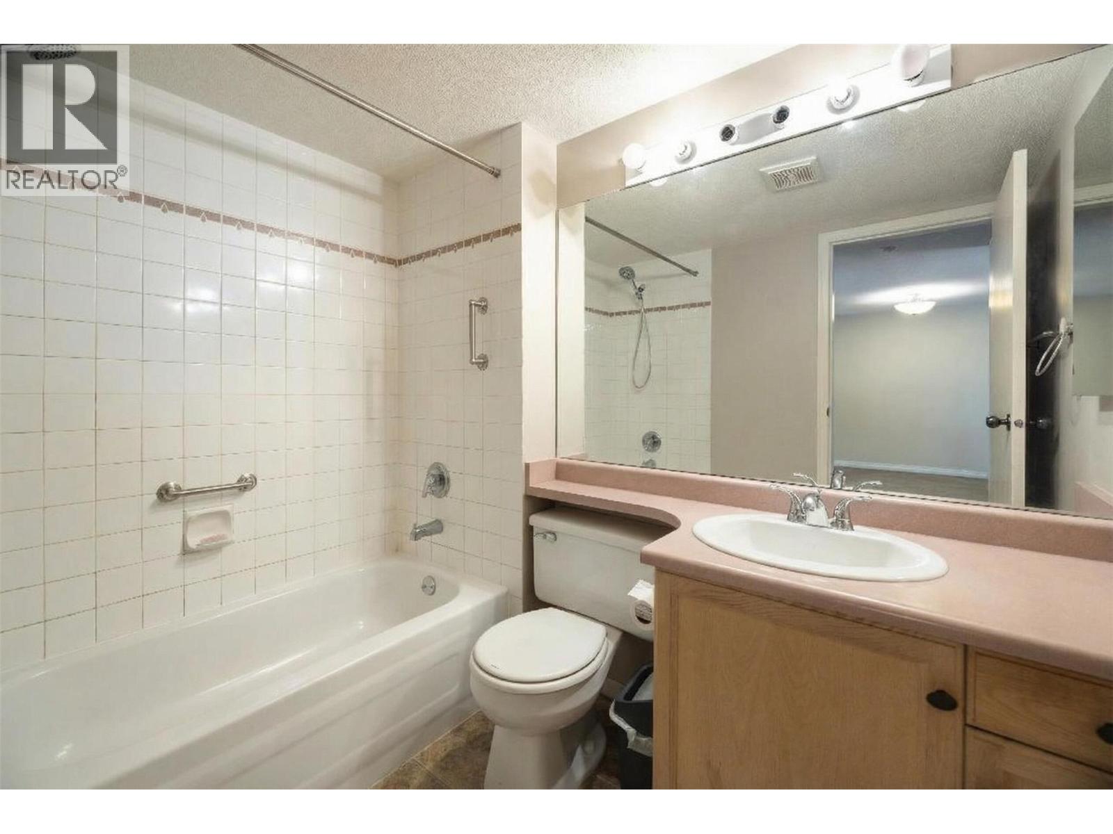 202 730 Badke Road, Kelowna