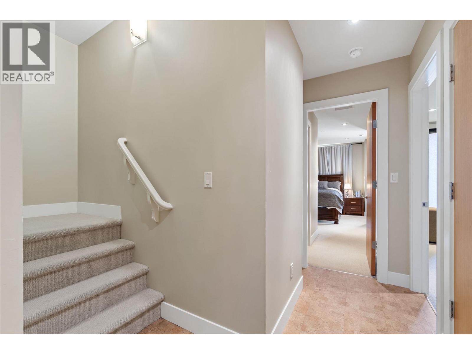 #703 326 MARA LAKE LANE - 34