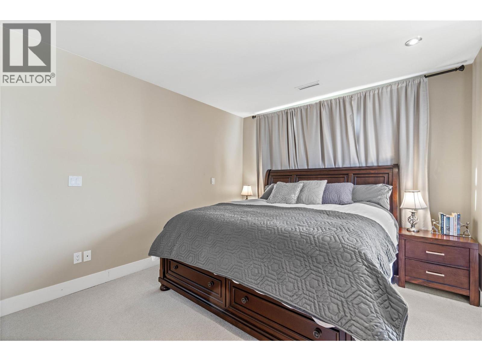 #703 326 MARA LAKE LANE - 38