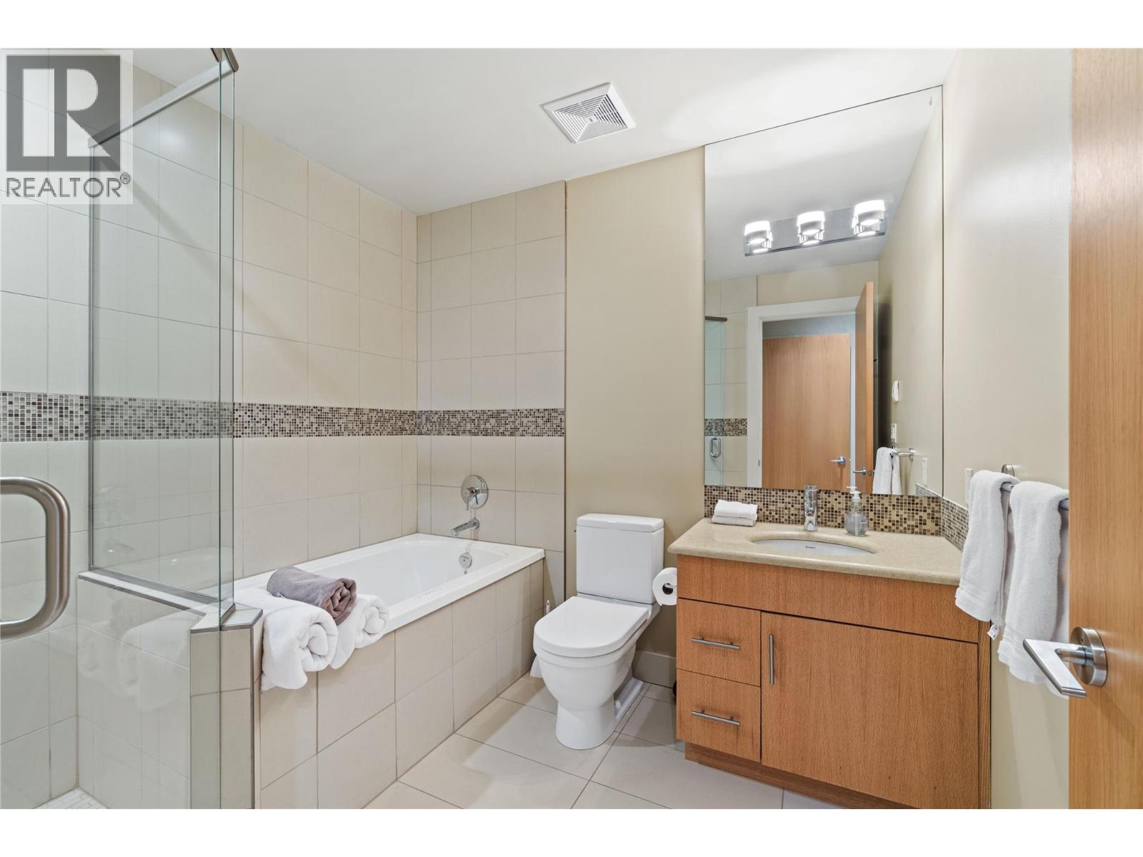 #703 326 MARA LAKE LANE - 37