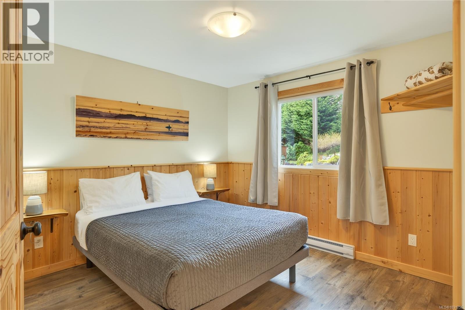 258&266 Boardwalk Blvd, Ucluelet