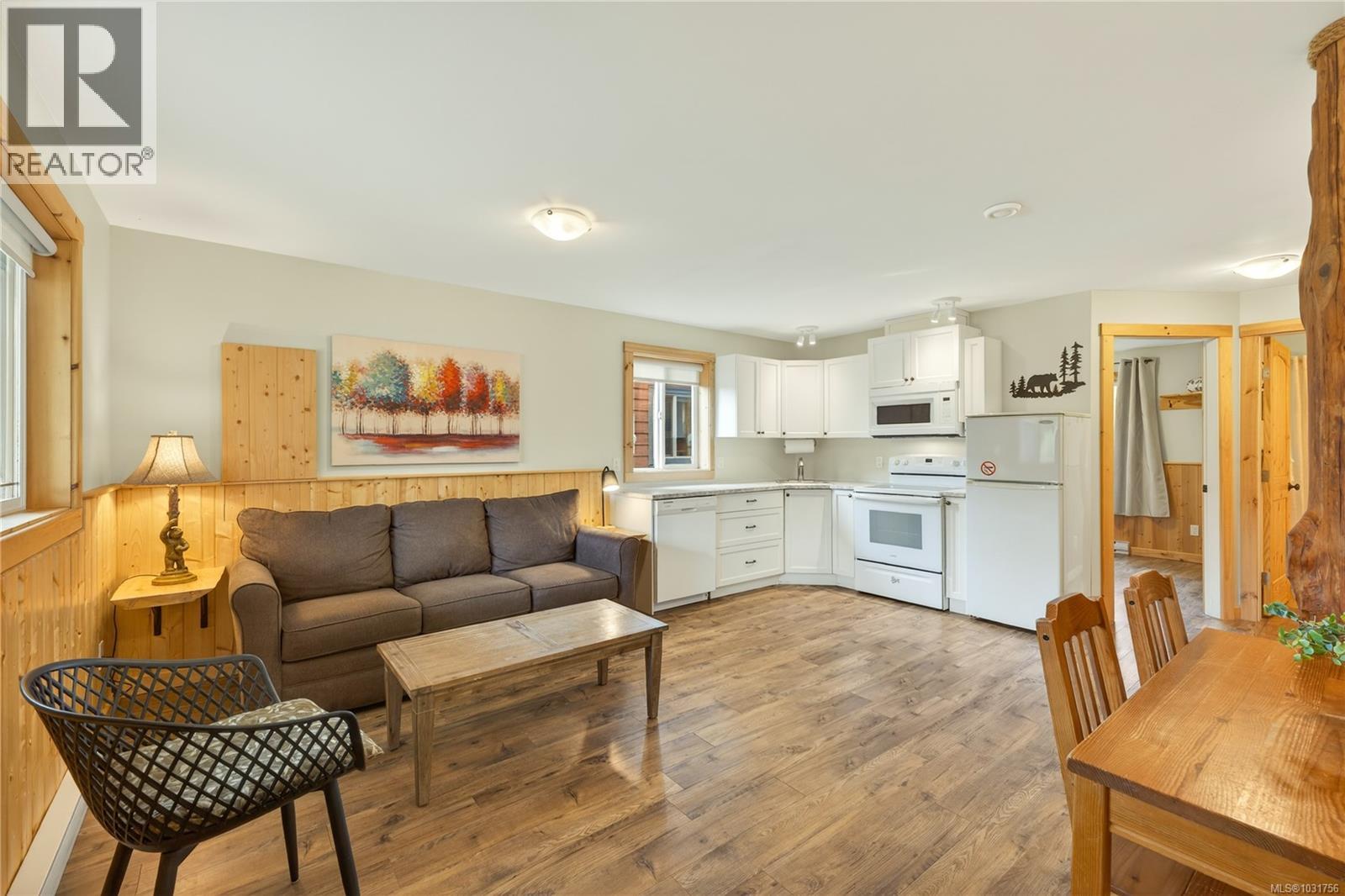 258&266 Boardwalk Blvd, Ucluelet