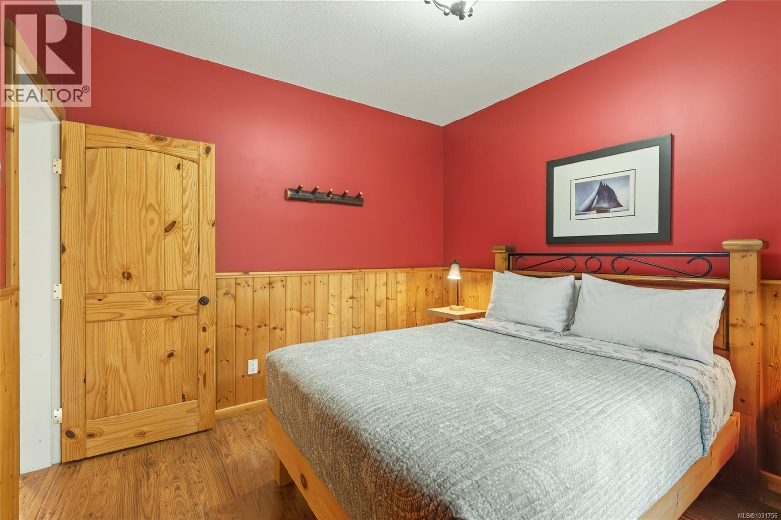 258&266 Boardwalk Blvd, Ucluelet