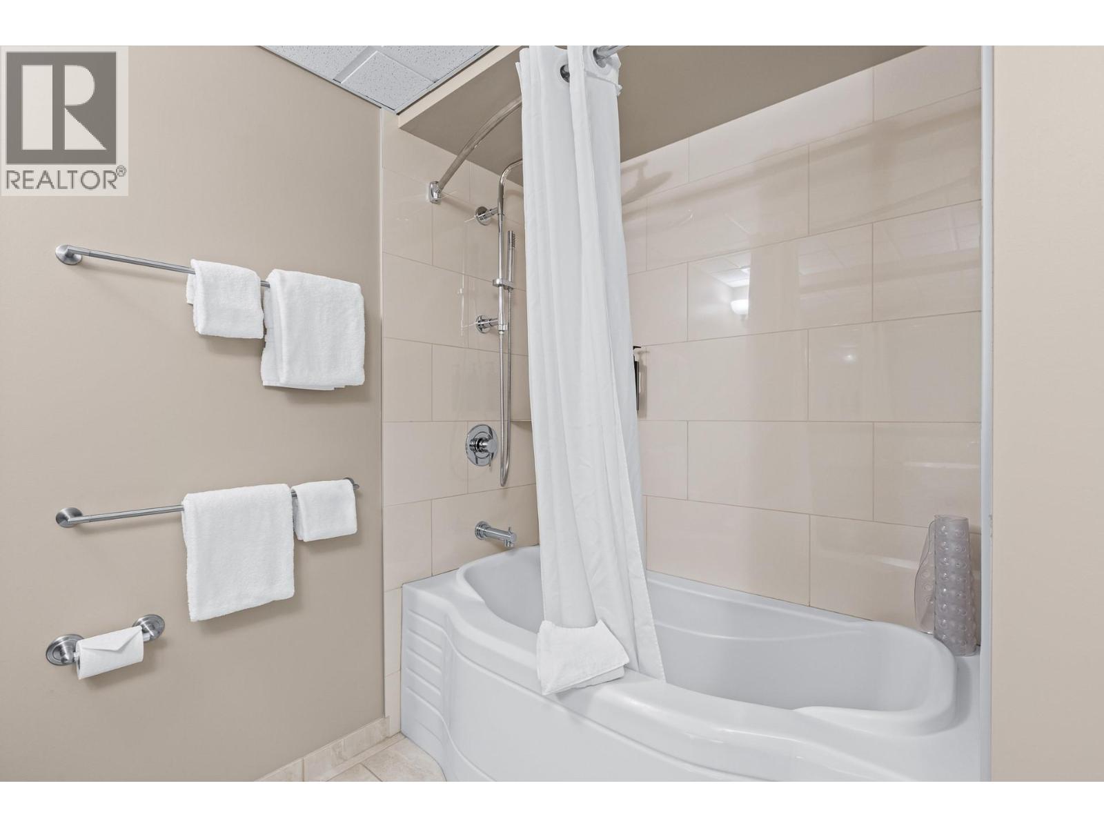 13011 Lakeshore Drive S Unit# 369, Summerland