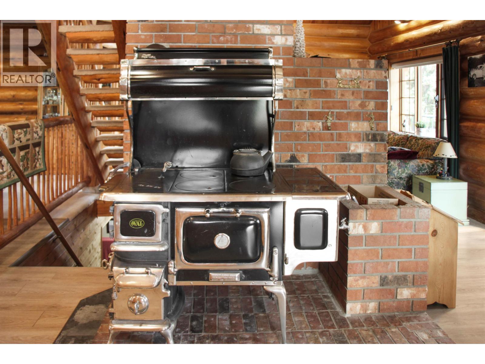 8025 N BONAPARTE ROAD - 7