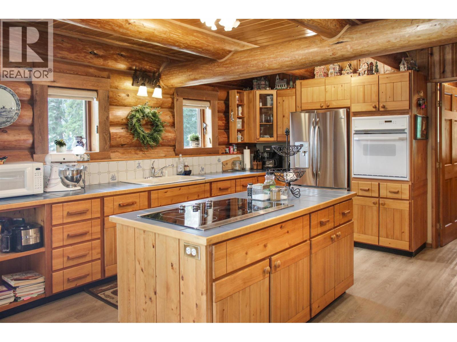 8025 N BONAPARTE ROAD - 5